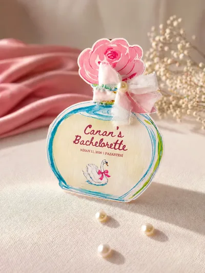Kişiye Özel Bride Bachelorette Davetiye 5’li Set – Parfüm Şişesi Tasarım Kurdeleli Bekarlığa Veda Davetiyesi